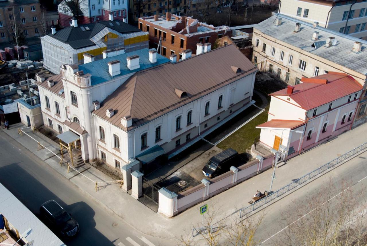 Usagyba Juravlövyh Hotel Pskov Exterior photo